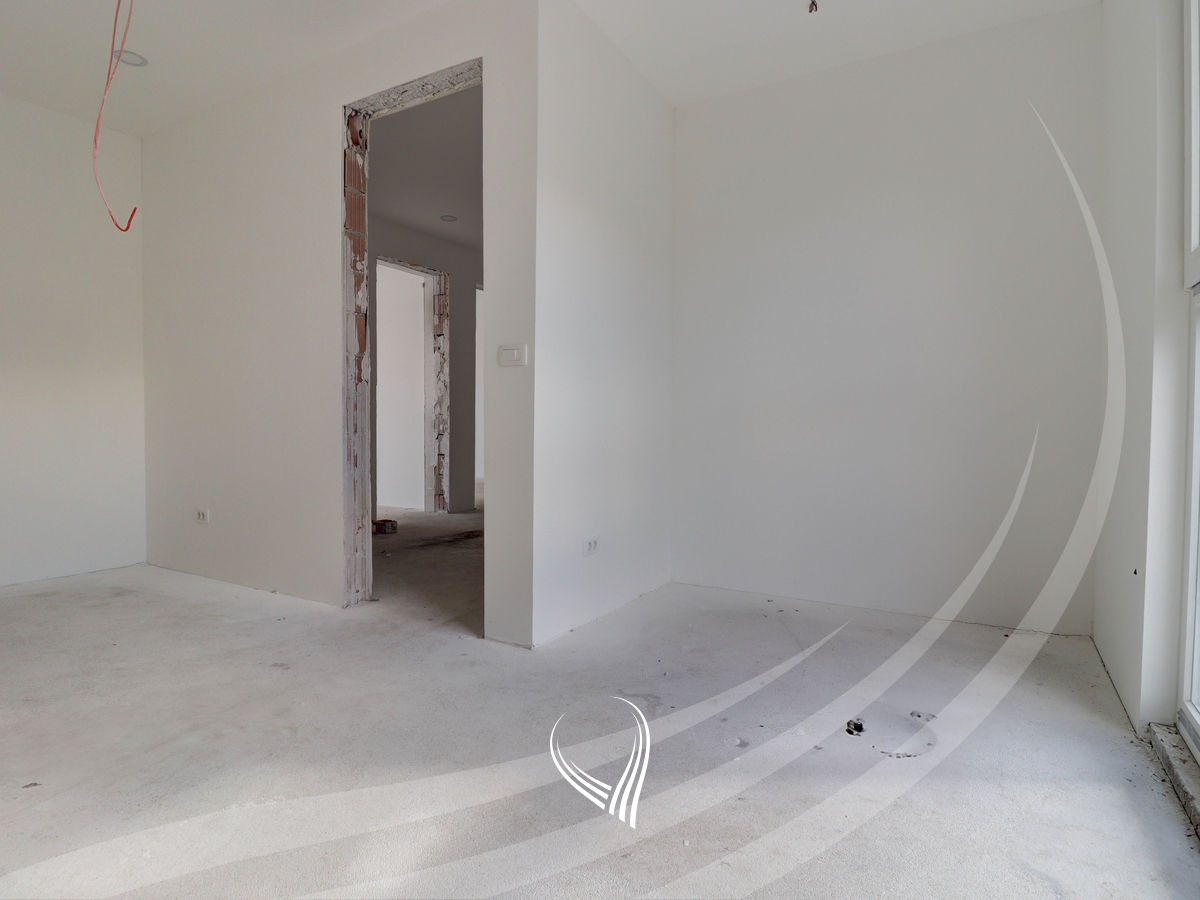 490m2 property for sale in the Arbëria neighborhood - Dragodan22