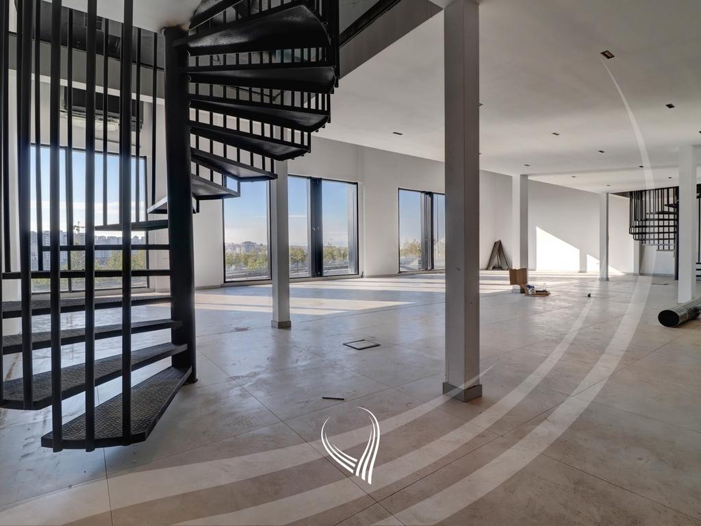 320m2 premises for rent in Lakrishte neighborhood - Dukagjini Center2