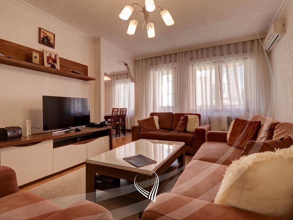 Banesë me 1 dhomë gjumi në shitje në lagjen Bregu i Diellit