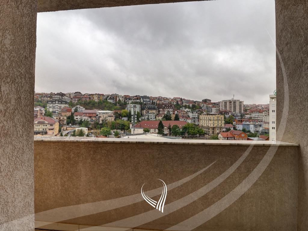 3-bedroom apartment for rent in the Tophane neighborhood6