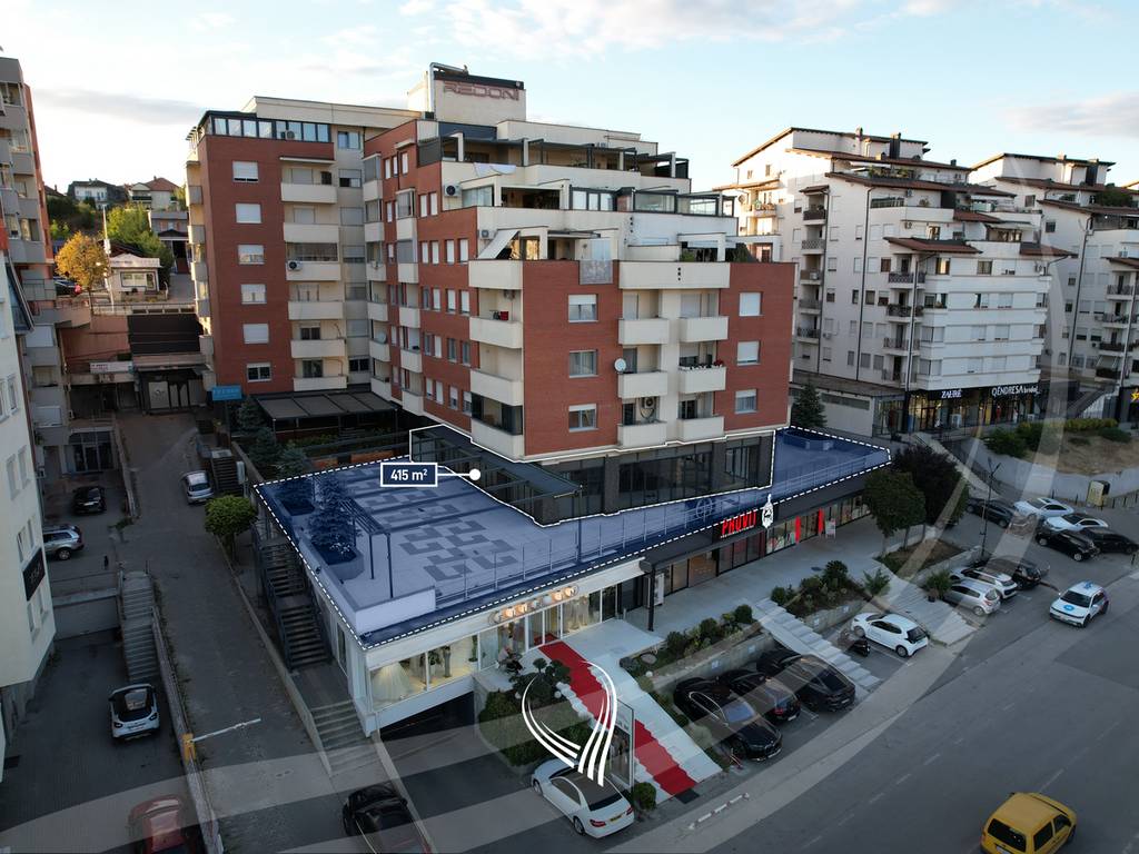 415m2 commercial space for rent in the Arbëria neighborhood0
