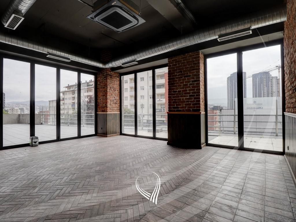 415m2 commercial space for rent in the Arbëria neighborhood6
