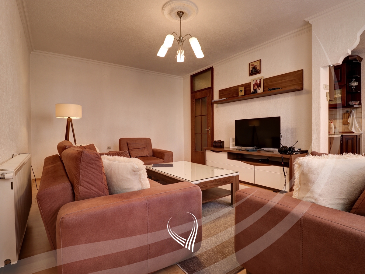 1-bedroom apartment for sale in the Bregu i Diellit neighborhood3