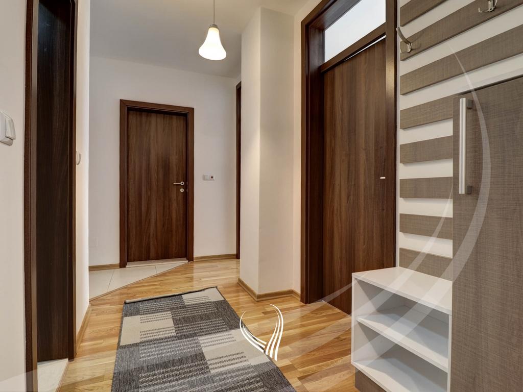Banesë me 2 dhoma gjumi me qira në lagjen Arbëria – Dragodan10