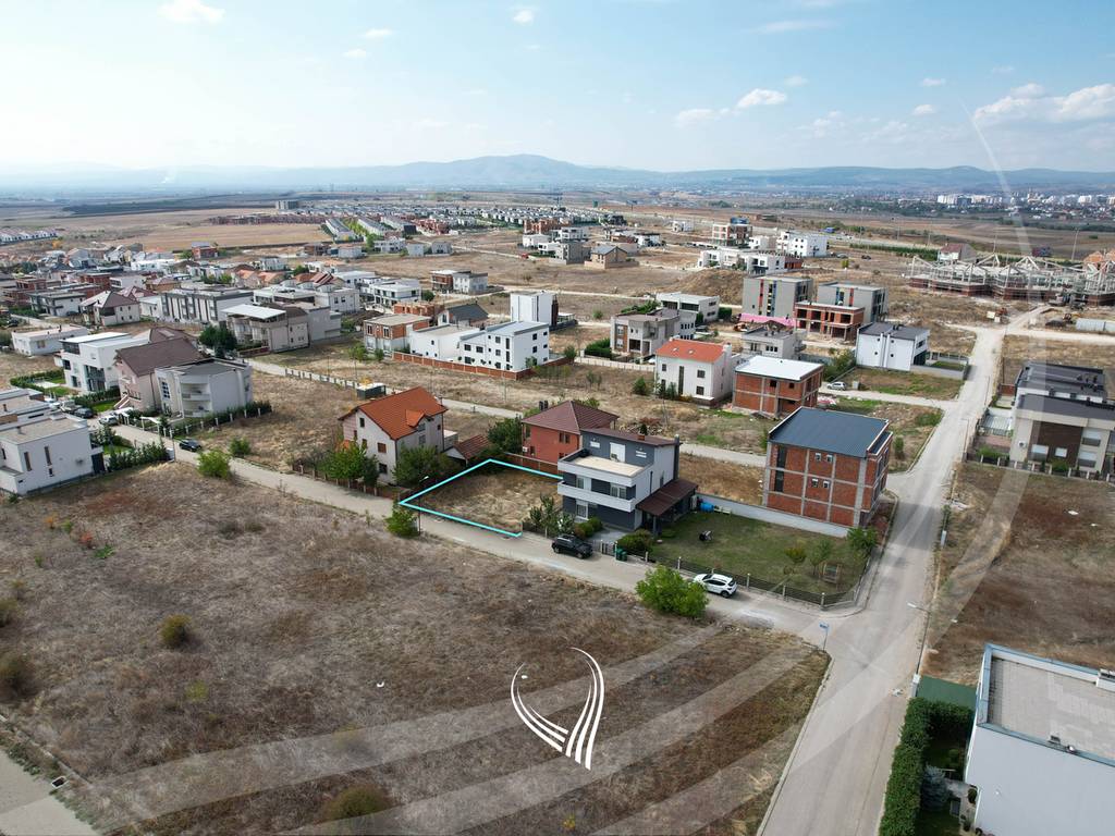 Shitet parcela me 3.5 ari ne Çagllavicë - Lagjja Qëndresa2