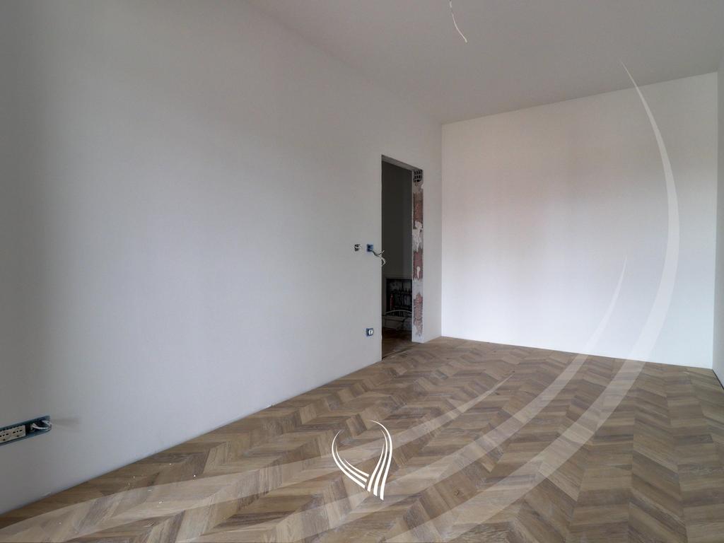 Banesë me 1 dhomë gjumi në shitje në lagjen Aktash6