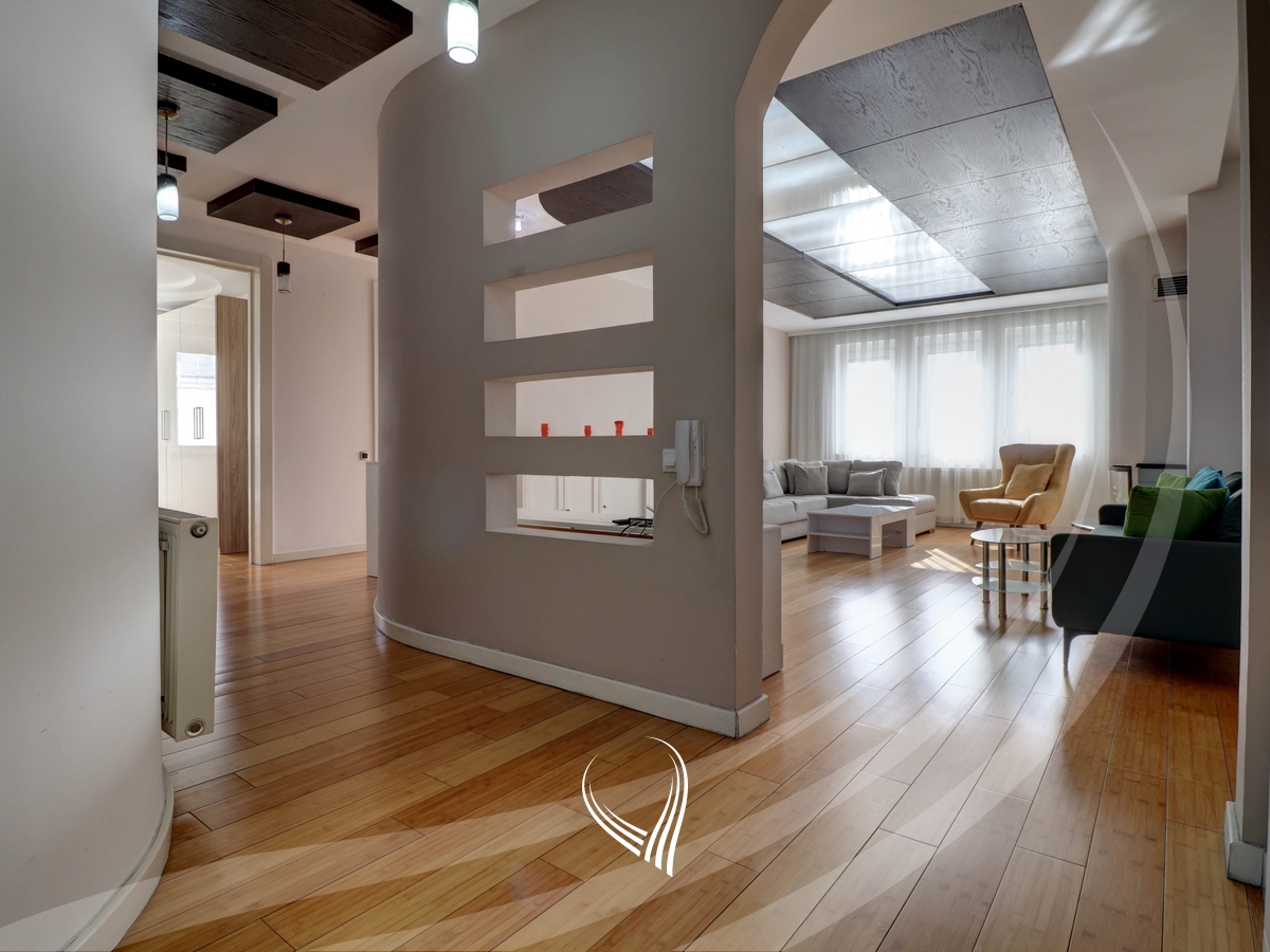 4-bedroom rental house in the Pejton neighborhood3