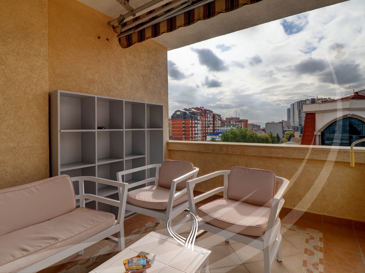 4-bedroom rental house in the Pejton neighborhood12