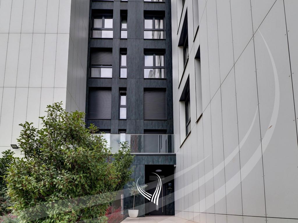 3-bedroom apartment for sale in the Muhaxherëve neighborhood - Kulla Front22