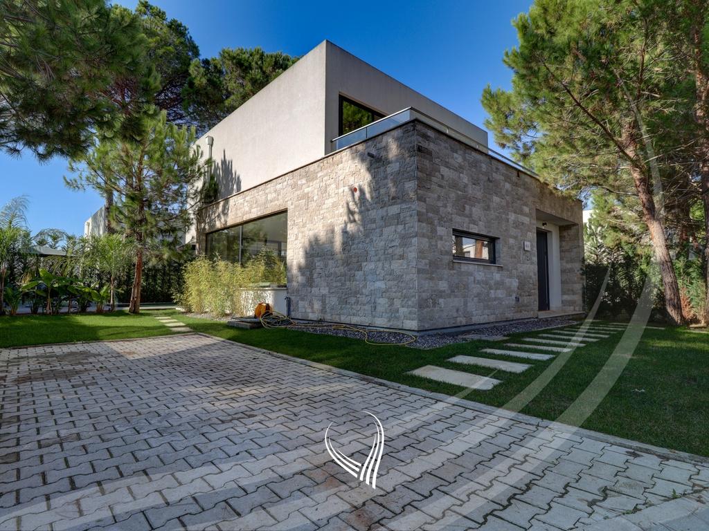 Villa 157.9m2 for sale in the San Pietro Resort complex - Gjiri i Lalzit35