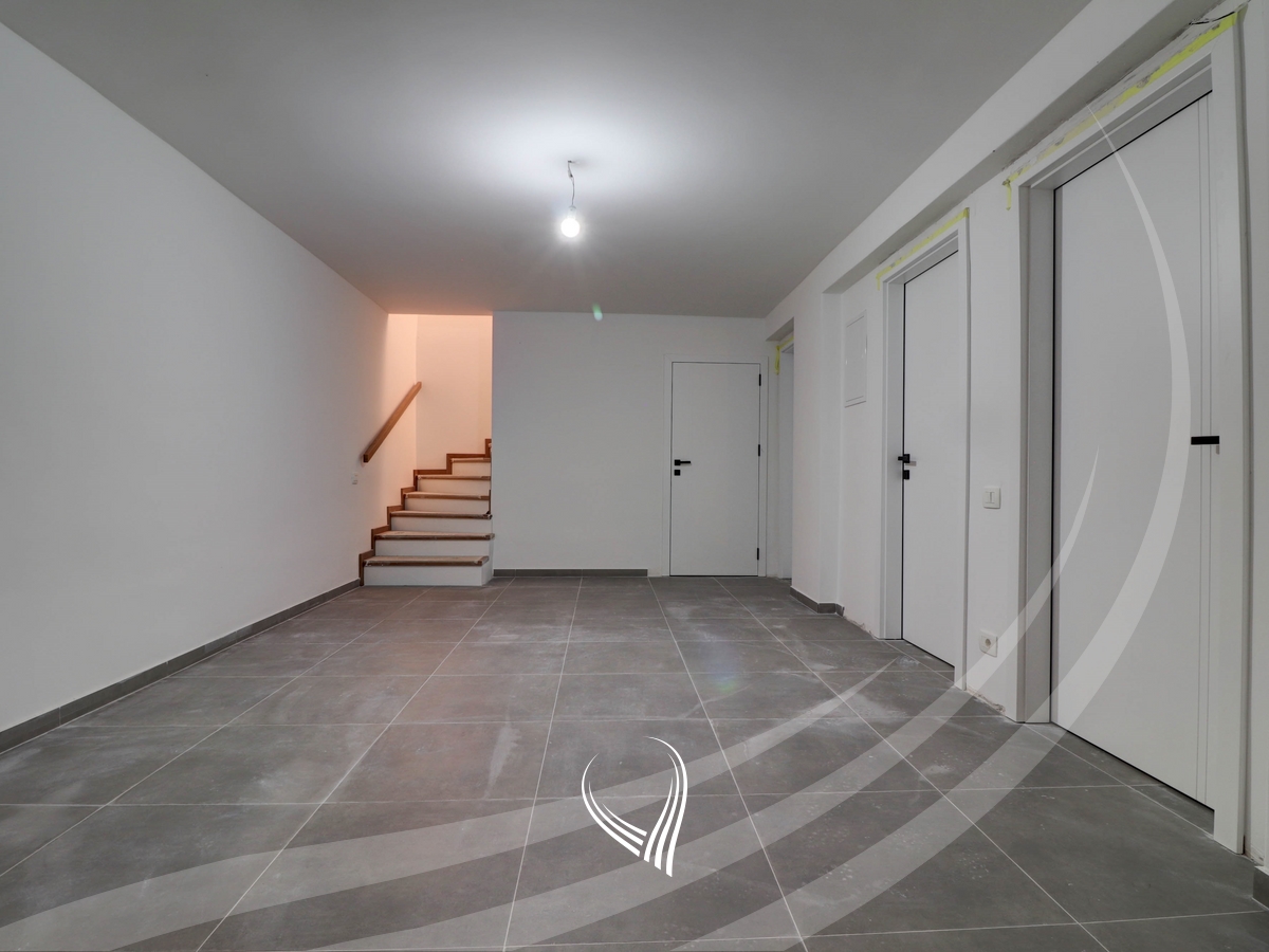 5-bedroom house for sale in Taukbahçe neighborhood – Green Row13