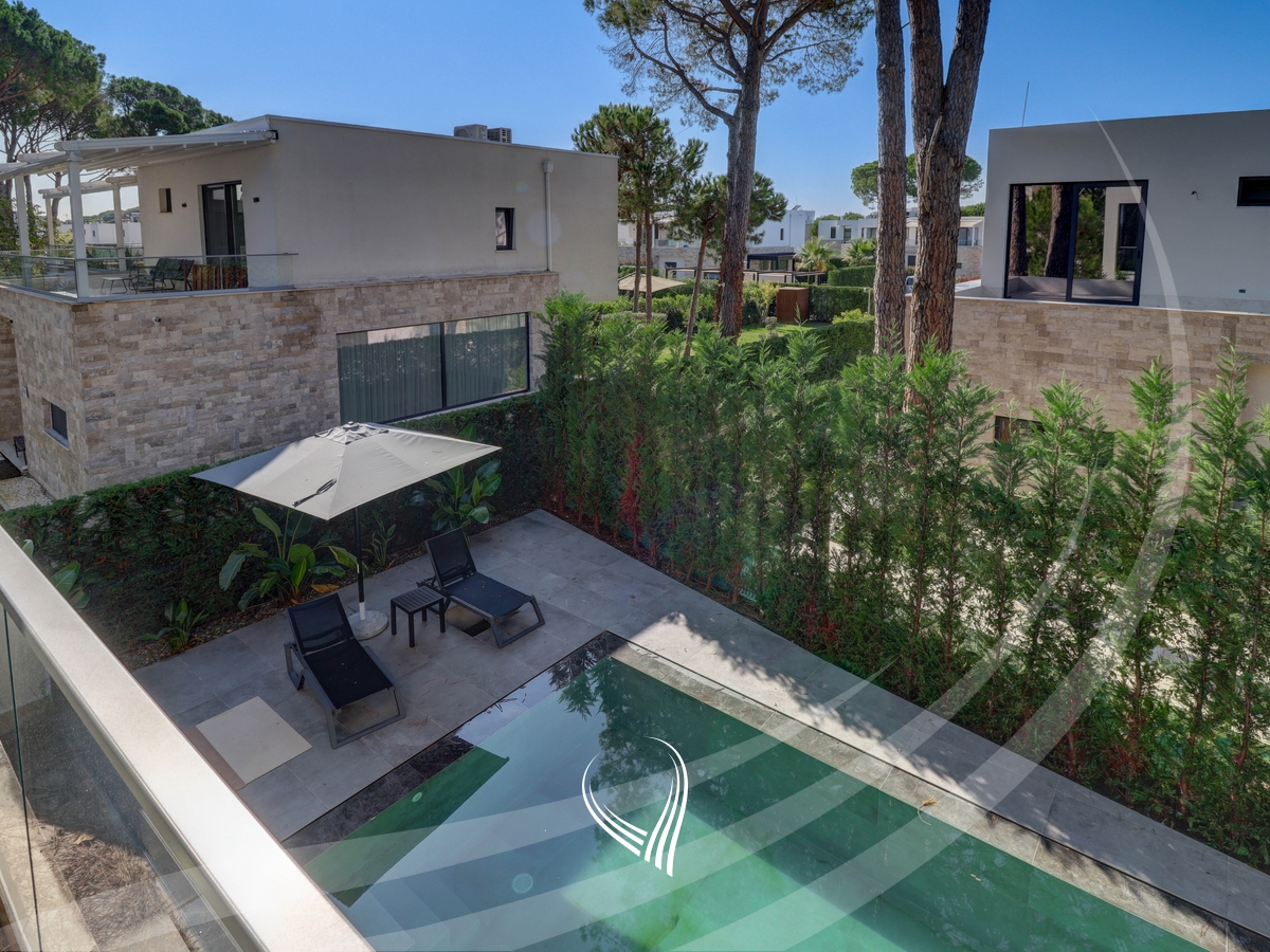 Villa 157.9m2 for sale in the San Pietro Resort complex - Gjiri i Lalzit23