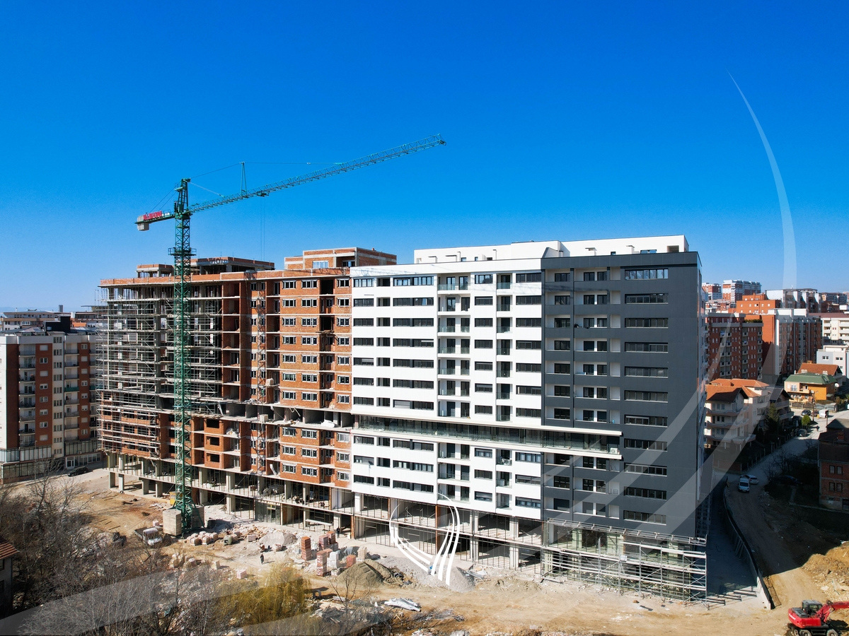 Penthouse me 3 dhoma gjumi në shitje në lagjen Mati 1 – Rruga A