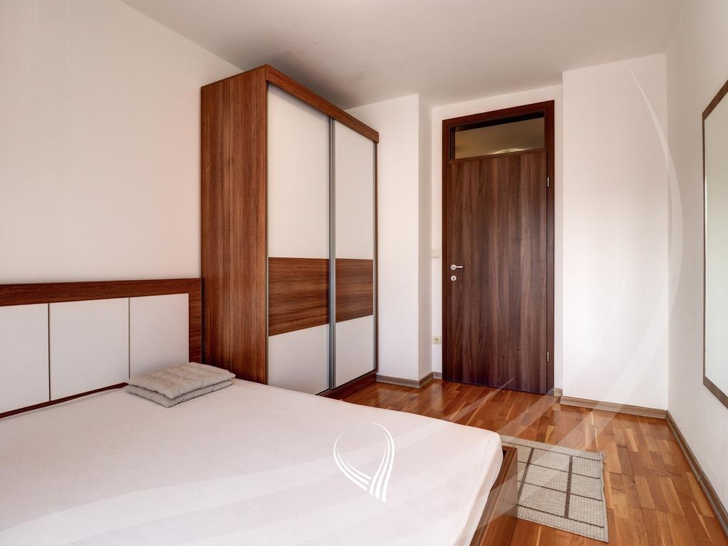 Banesë me 2 dhoma gjumi me qira në lagjen Arbëria – Dragodan8