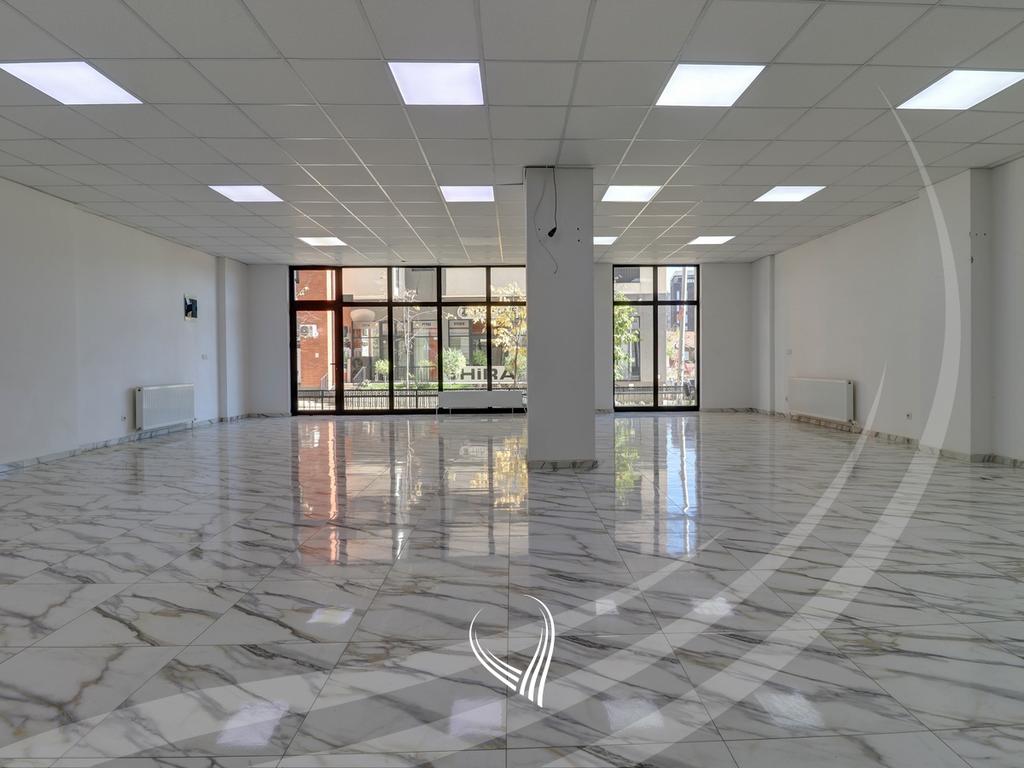 Lokal 110m2 në shitje në lagjen Mati 11
