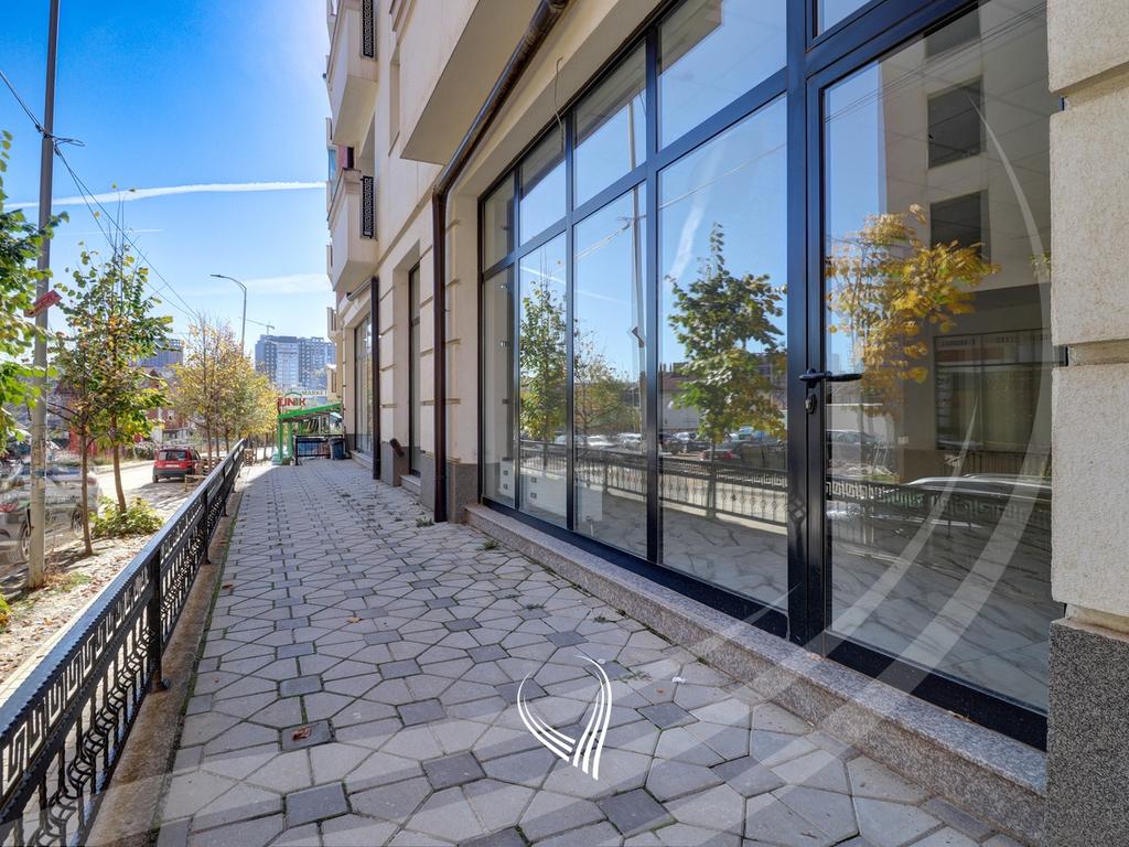 Lokal 110m2 në shitje në lagjen Mati 16