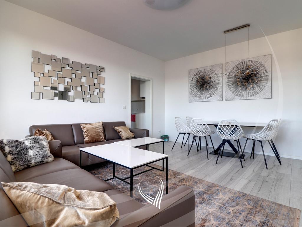 3-bedroom apartment for sale in the Center1