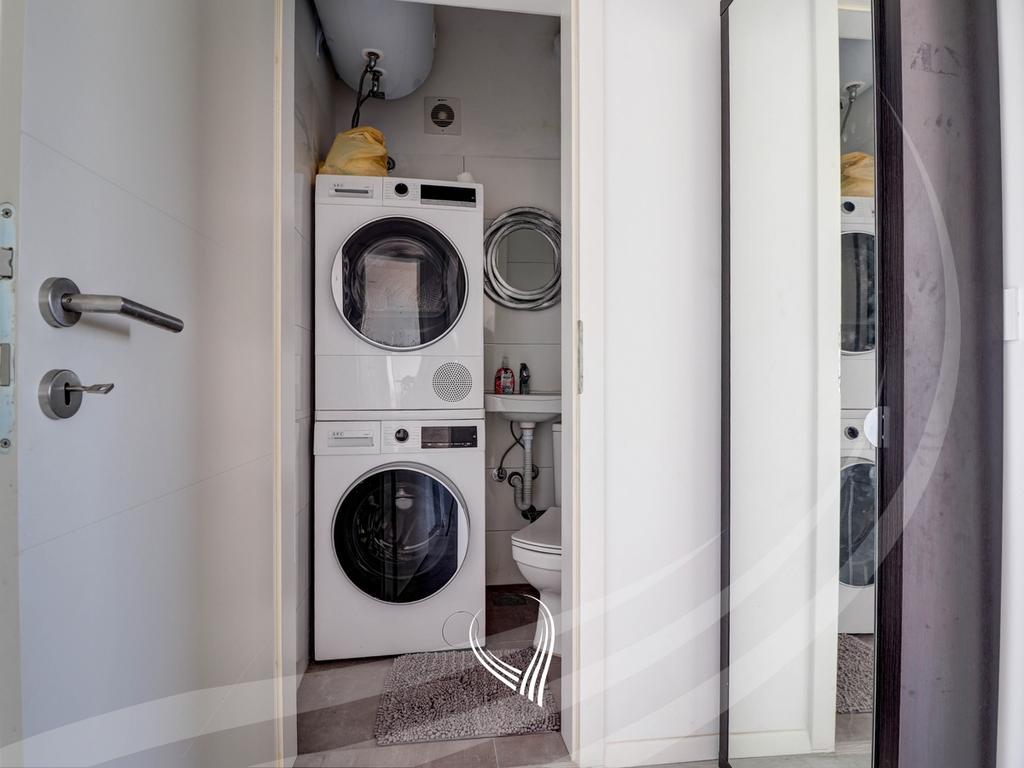 3-bedroom apartment for sale in the Center10