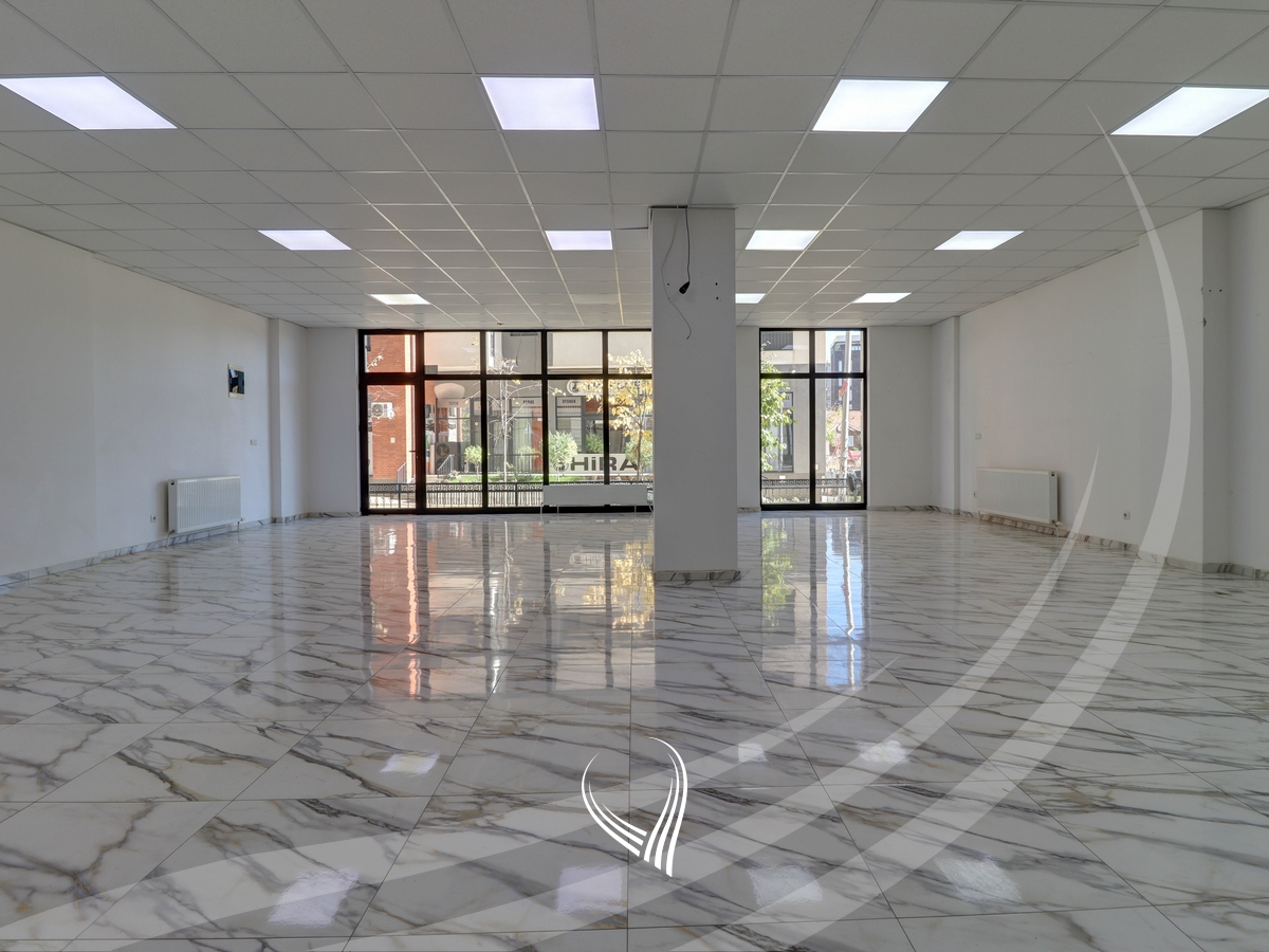 Lokal 110m2 në shitje në lagjen Mati 11