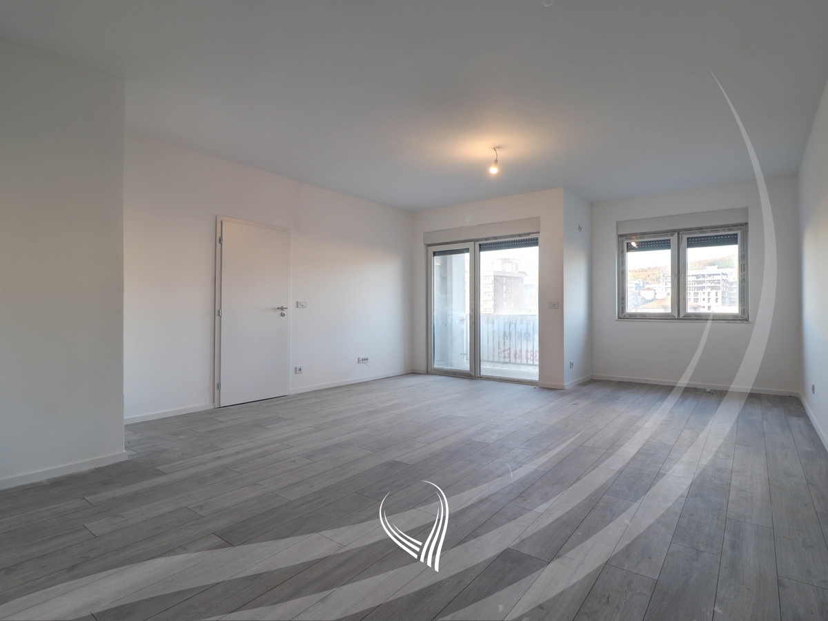 Banesë me 2 dhoma gjumi në shitje në lagjen Mati 10