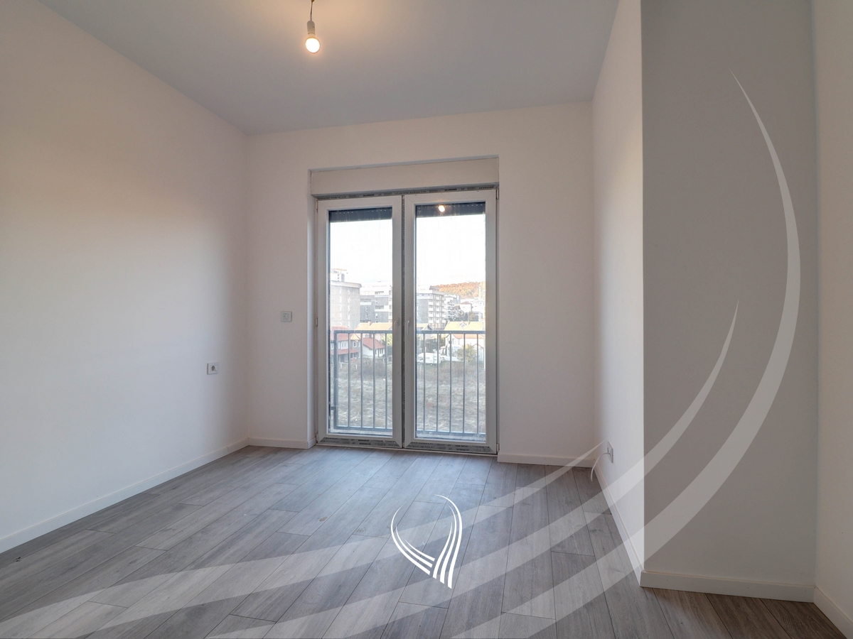 Banesë me 2 dhoma gjumi në shitje në lagjen Mati 14