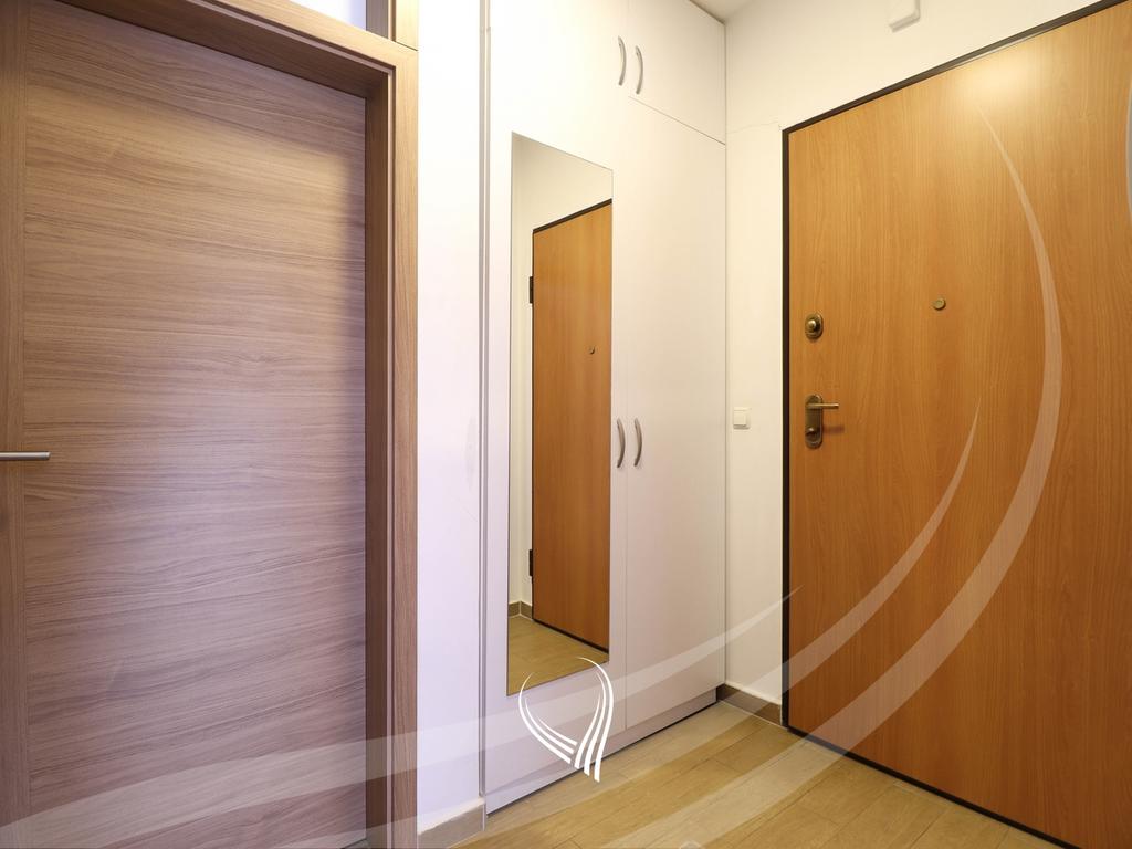 2-bedroom apartment for rent in the Tophane neighborhood11