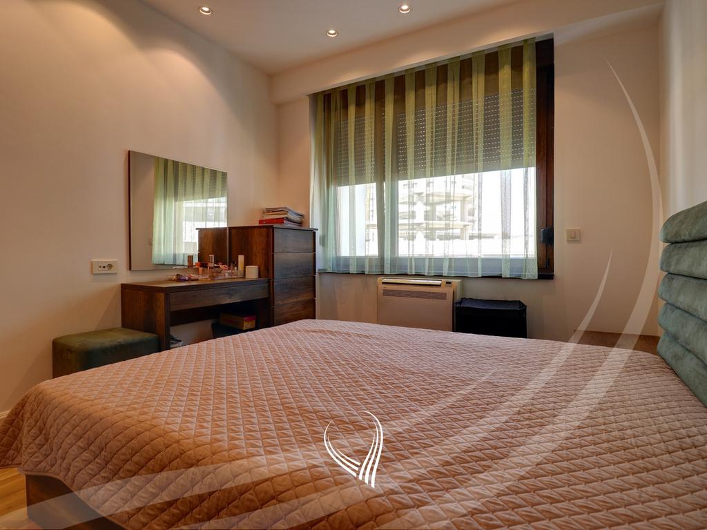 200m2 apartment for rent in Lakrishte neighborhood9