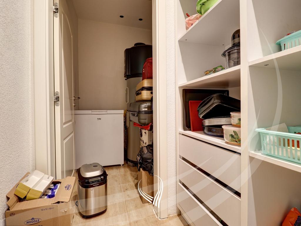 200m2 apartment for rent in Lakrishte neighborhood25