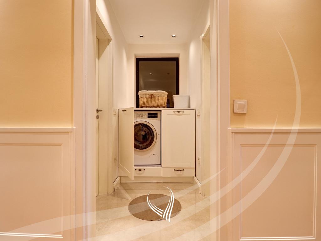200m2 apartment for rent in Lakrishte neighborhood26