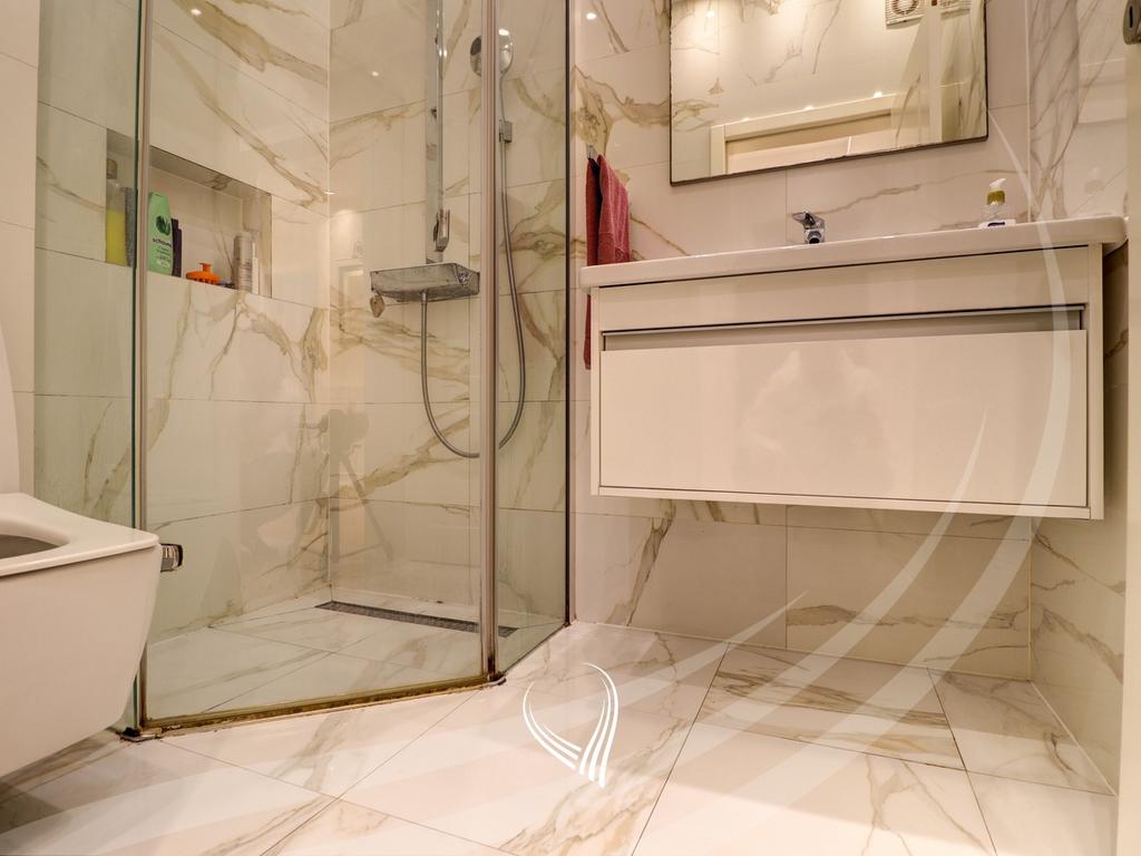 200m2 apartment for rent in Lakrishte neighborhood30