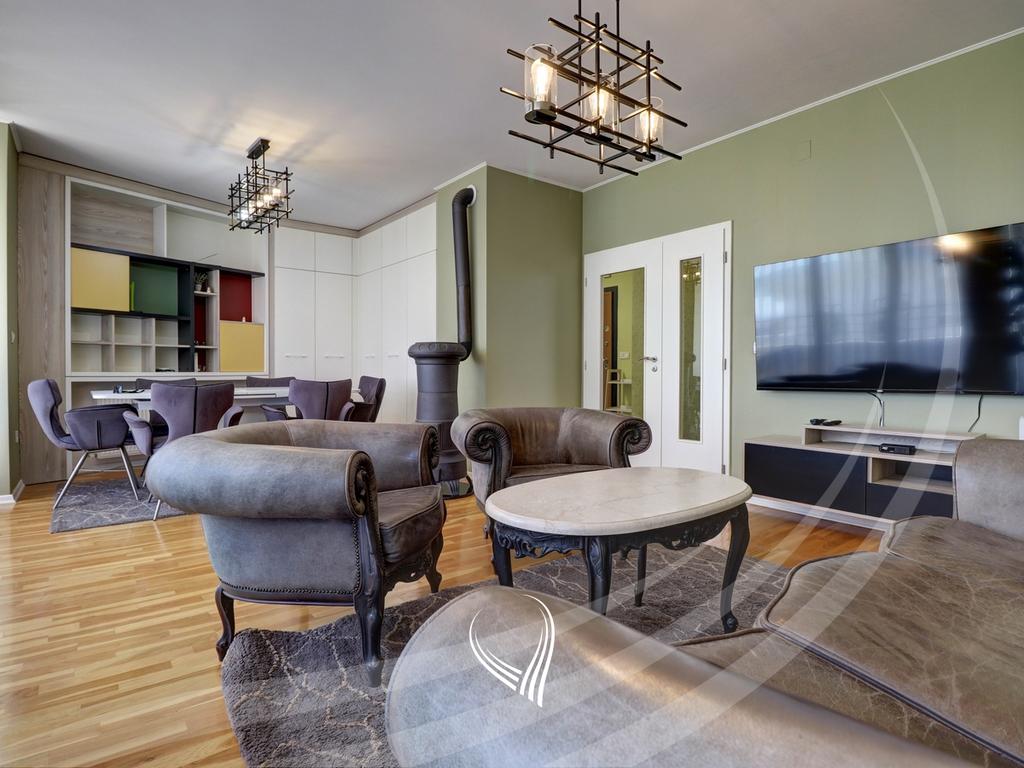 Duplex Penthouse 290m² me qira – Prishtina Stars - Aktash1