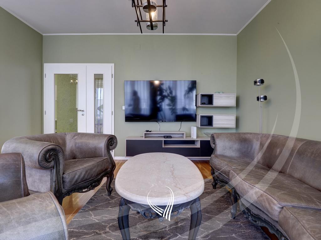 Duplex Penthouse 290m² me qira – Prishtina Stars - Aktash2