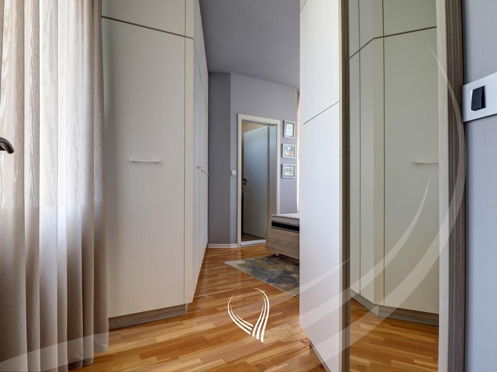 Duplex Penthouse 290m² me qira – Prishtina Stars - Aktash15
