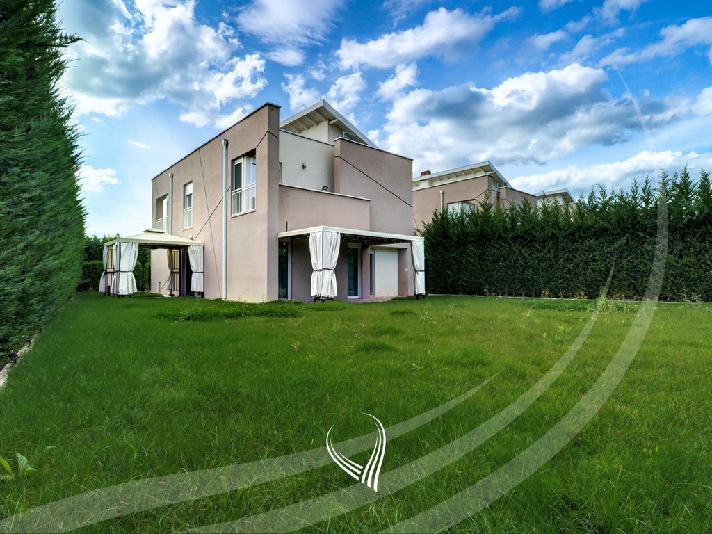 4-bedroom house for sale in the Qershia neighborhood