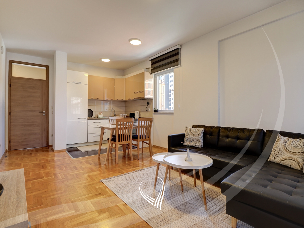 2-bedroom apartment for rent in the Tophane neighborhood3