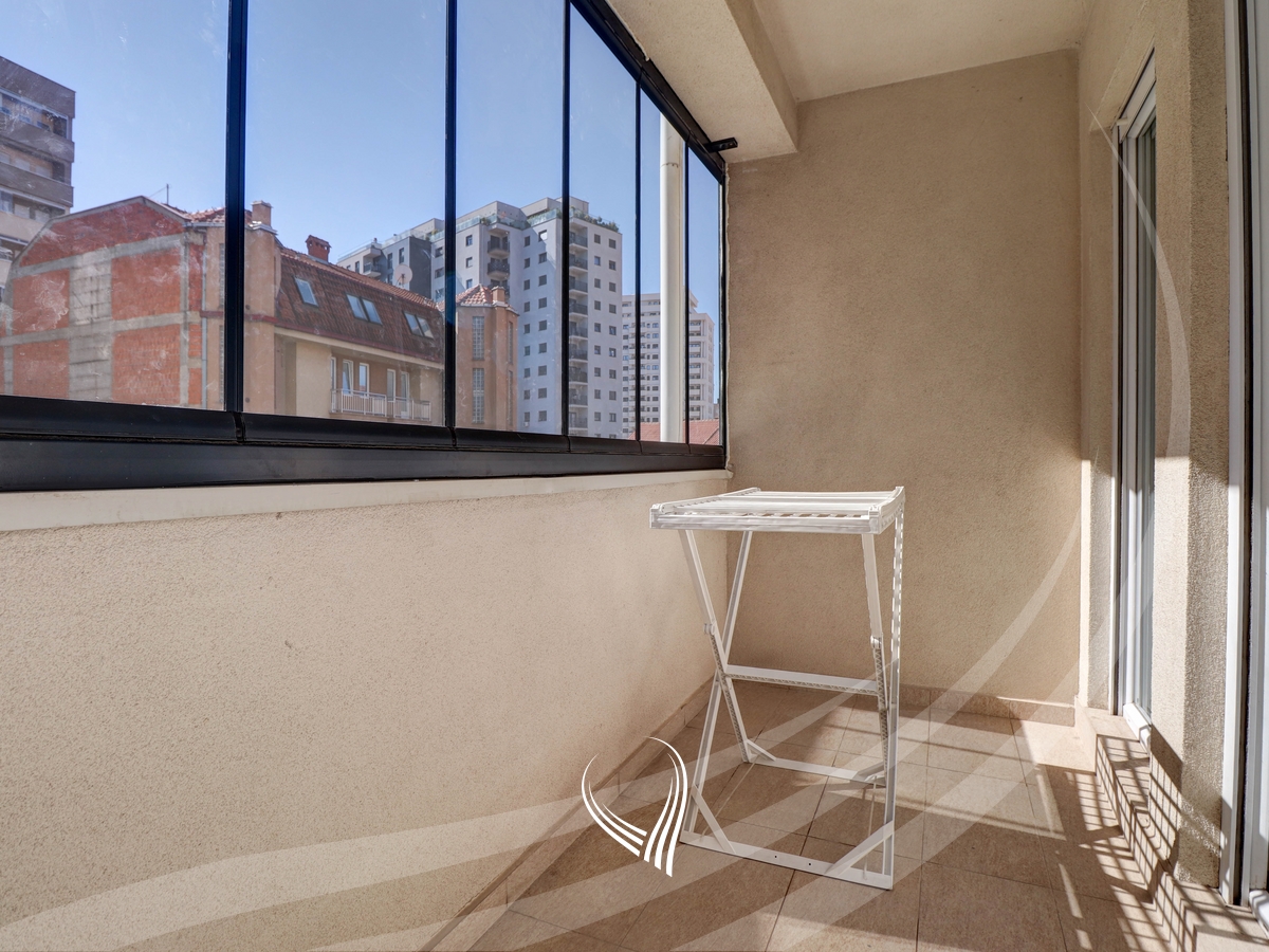 2-bedroom apartment for rent in the Tophane neighborhood10