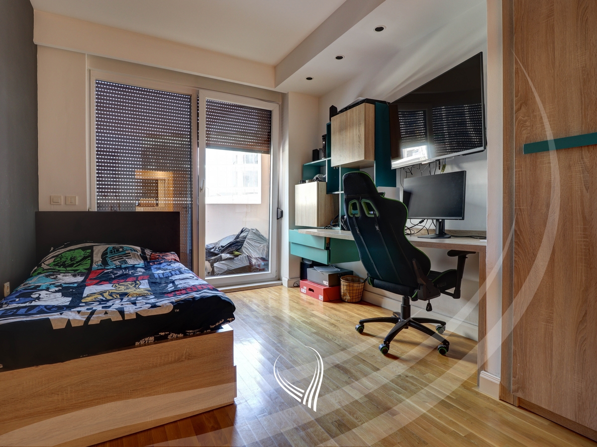 200m2 apartment for rent in Lakrishte neighborhood12