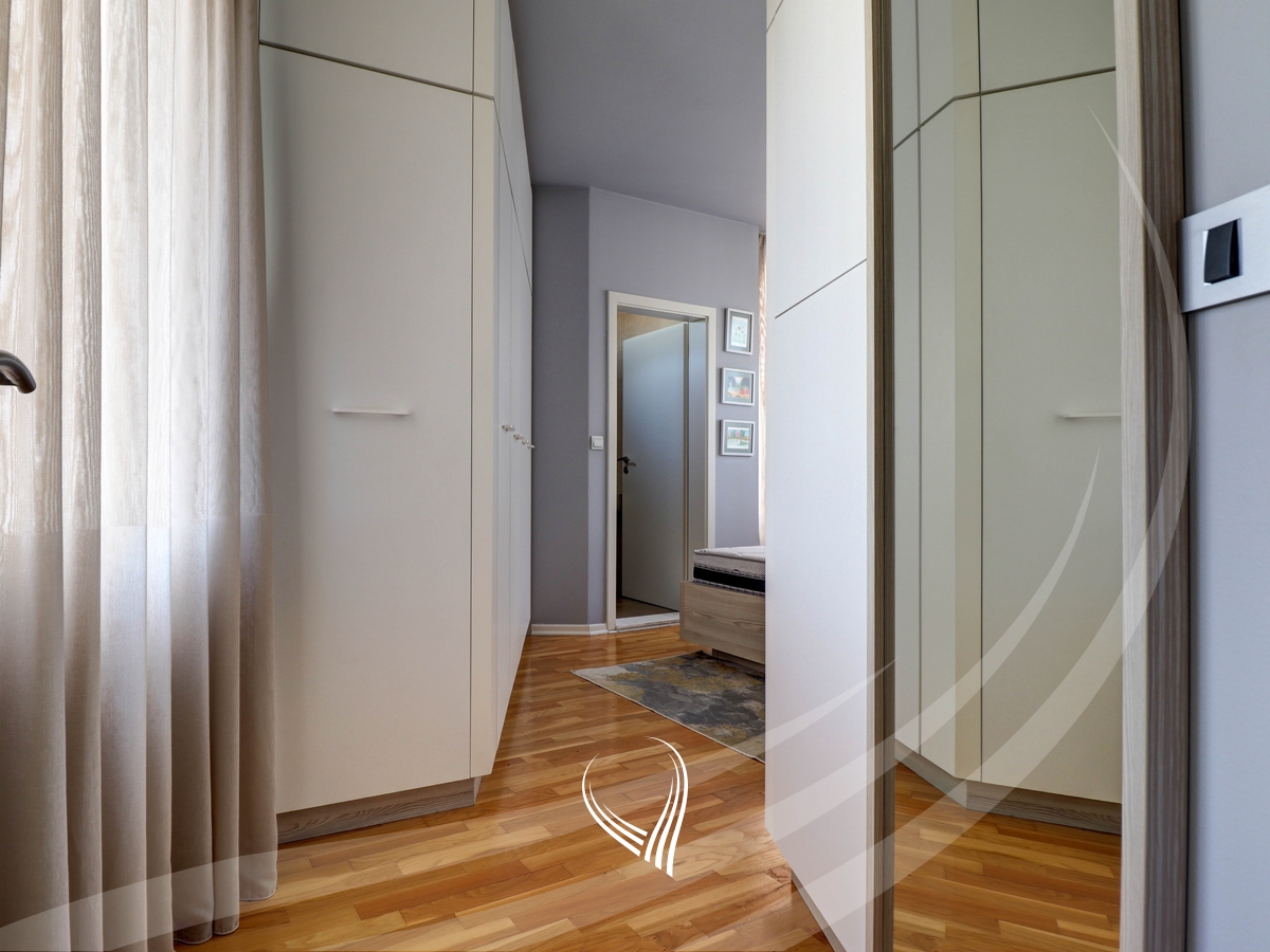 Duplex Penthouse 290m² me qira – Prishtina Stars - Aktash15