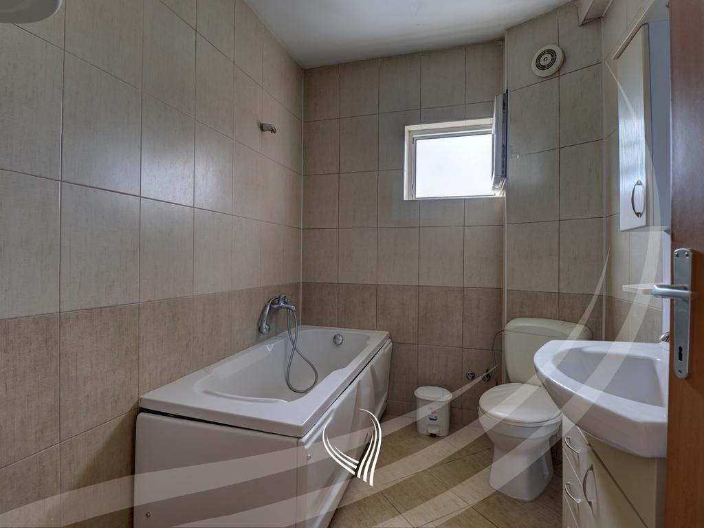 Office space with 4 rooms for rent in the Aktash neighborhood10