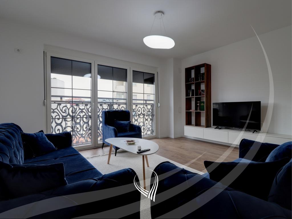 1 bedroom apartment for rent in the Tophane neighborhood2