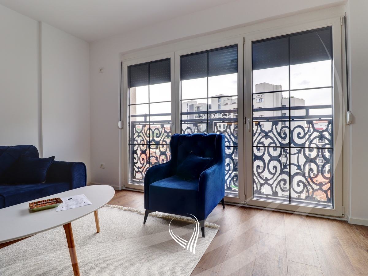 1 bedroom apartment for rent in the Tophane neighborhood3