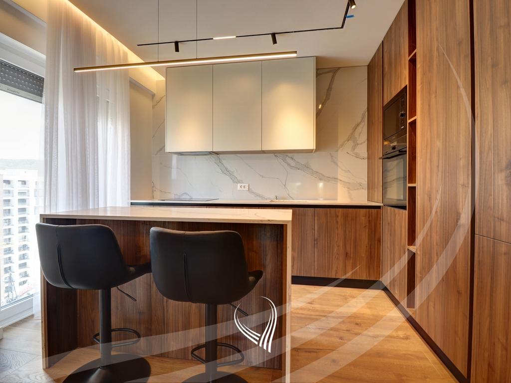 Penthouse me 3 dhoma gjumi me qira në lagjen Bregu i Diellit6