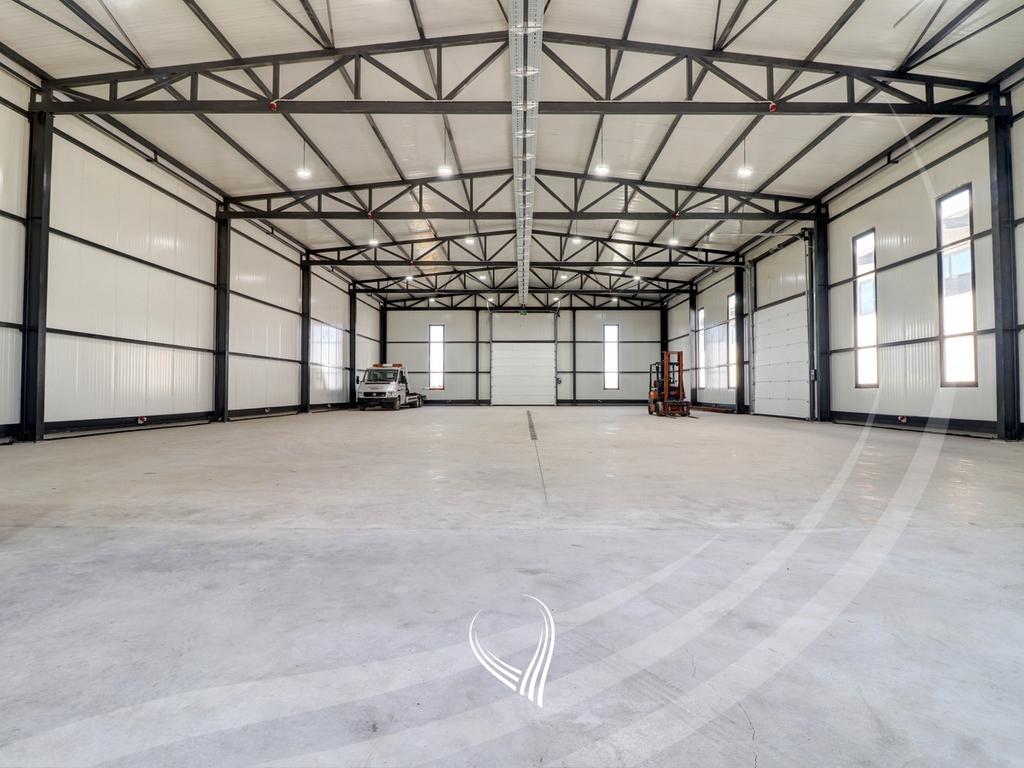 Depo 630m2 me qira ne magjistralen Prishtinë - Ferizaj1