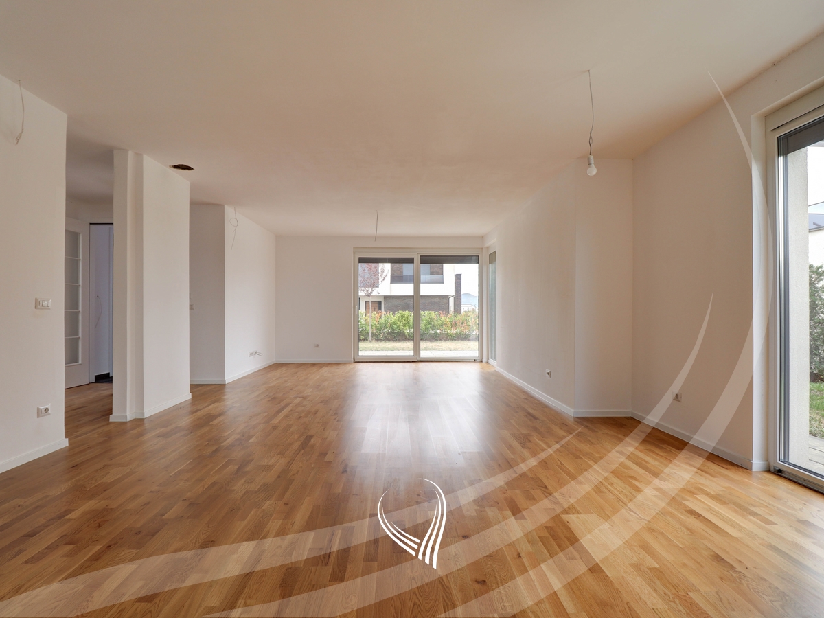 245m2 house for sale in Priam Village neighborhood2