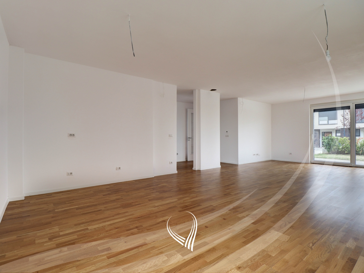 245m2 house for sale in Priam Village neighborhood3