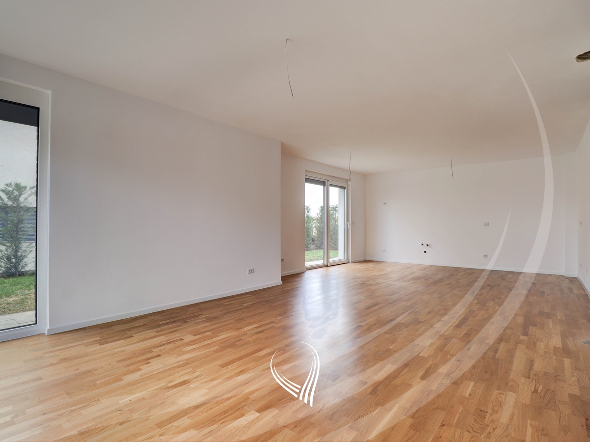 245m2 house for sale in Priam Village neighborhood5