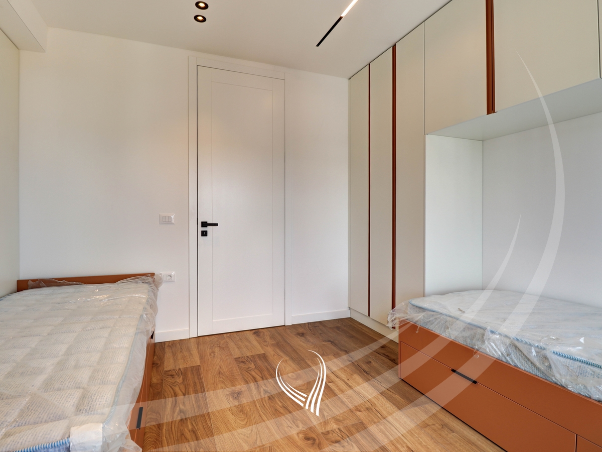 Penthouse me 3 dhoma gjumi me qira në lagjen Bregu i Diellit13