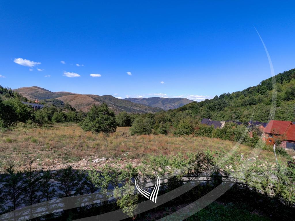 200m2 villa for sale in Brezovicë17
