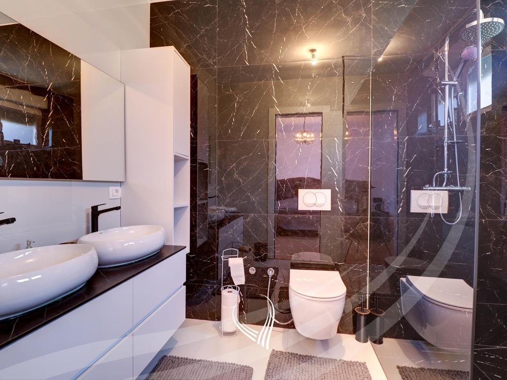 200m2 villa for sale in Brezovicë19