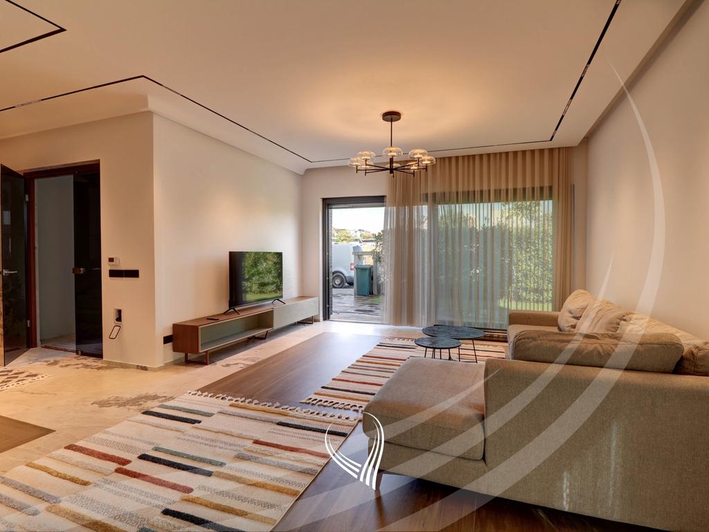 4-bedroom rental house in the Swiss Village neighborhood2